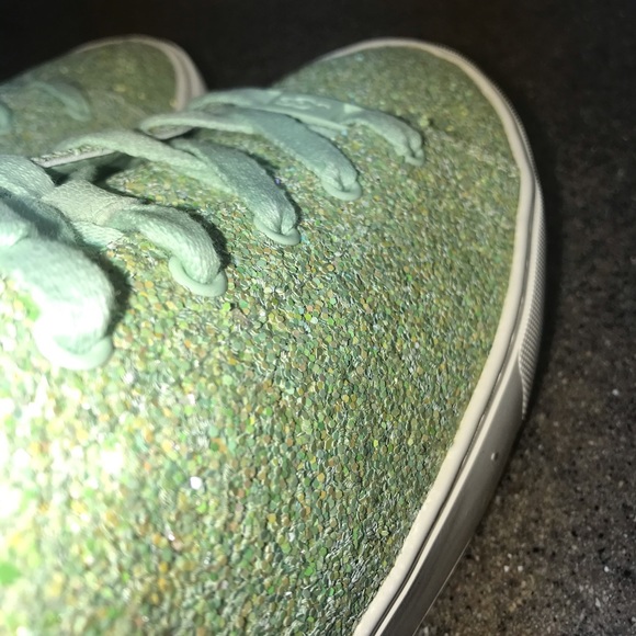 🆕 UGG Zilo Mint Glitter Sneakers Size 8-Holiday New Year’s Eve - Picture 10 of 11